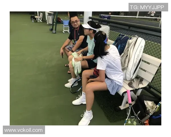 成都网球队的奋斗历程与荣耀时刻全景纪实 成都网球队的奋斗历程与荣耀时刻全景纪实