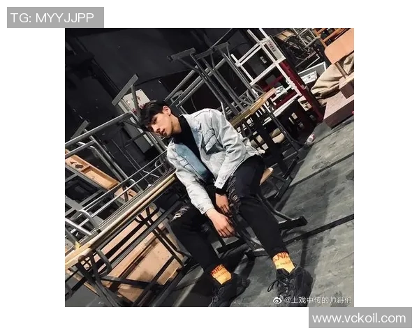 广州街舞队灵活性全面对比分析与发展趋势探讨 广州街舞队灵活性全面对比分析与发展趋势探讨