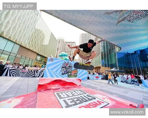 深圳滑板精英赛点评:极限运动队员个人能力的精彩表现与潜力分析 深圳滑板精英赛点评:极限运动队员个人能力的精彩表现与潜力分析